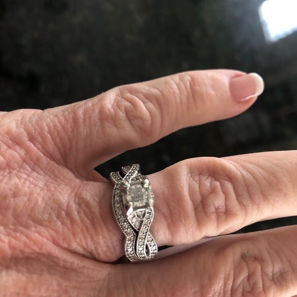 Diamond wedding set. 1/2 carat set in platinum. - Picture 4 of 6